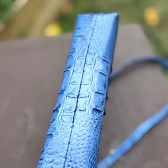 NWOT-Brahmin Mini Embossed Croc Leather Purse - Picture 9 of 10